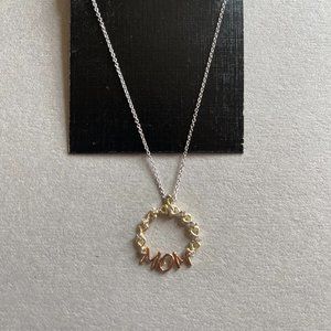 NWT - STERLING SILVER  Gorgeous Mom Pendant Necklace, 18"